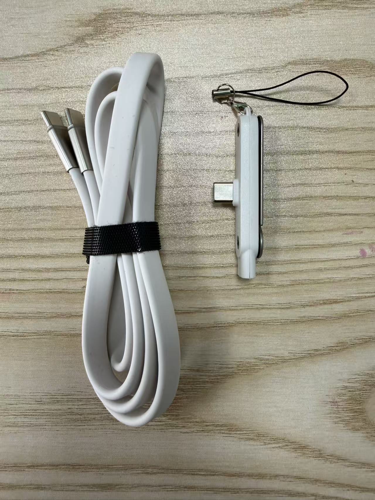 Removable folding bracket for fast charging